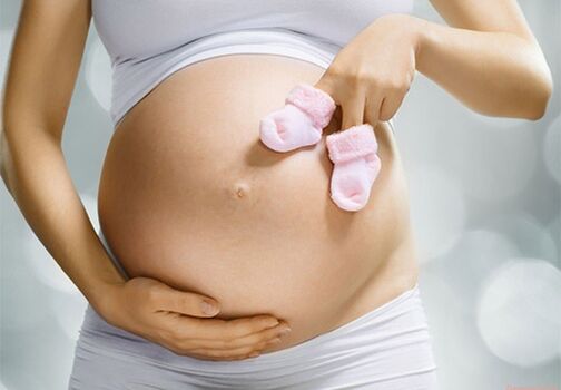 une femme enceinte transmet des papillomes à son bébé